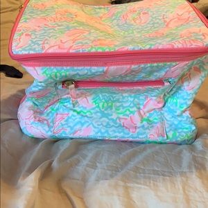 New without tags Lilly Shoulder Cooler